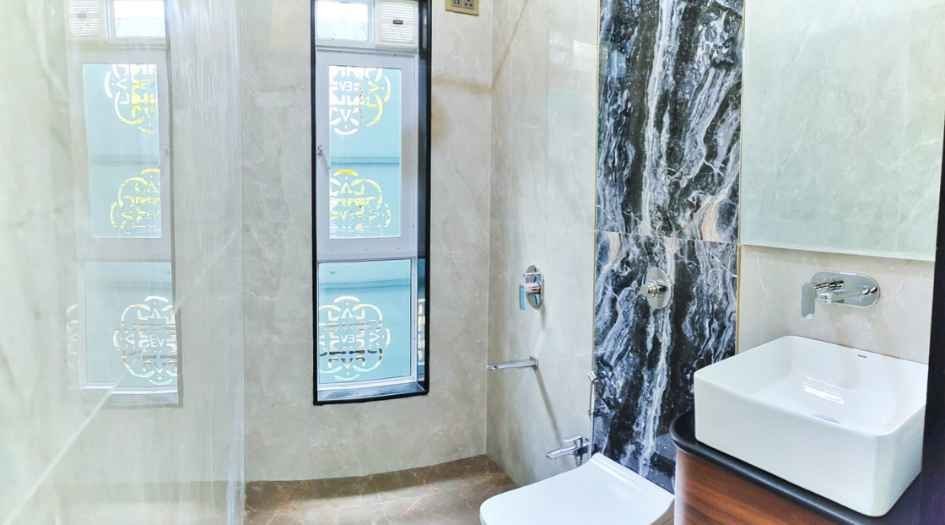 EV-10-Marina-Bay-Bathroom